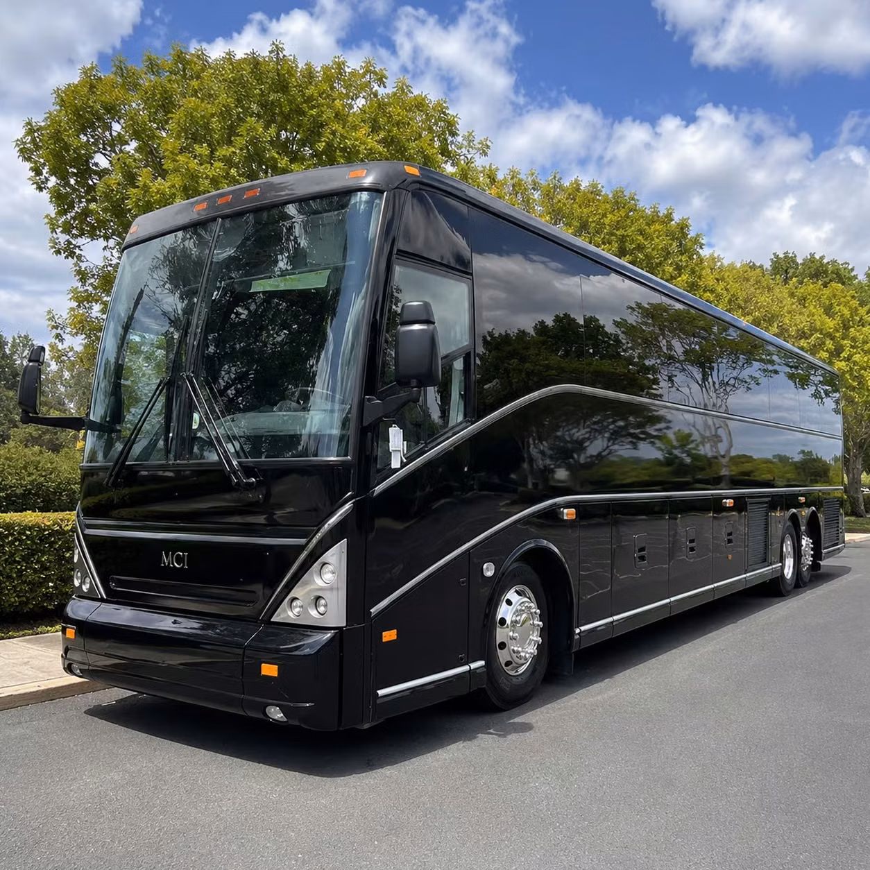 construction site workforce shuttle services around citrus heights